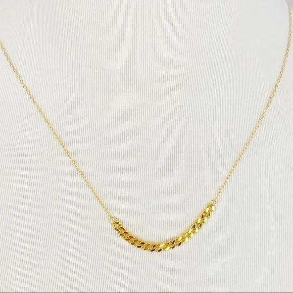 Delicate Links Chain Detail Center 18k Gold-Plated S925 Necklace 15" - Picture 3 of 5